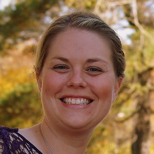 Laura Neumann